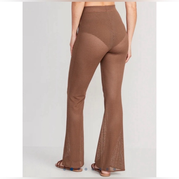 Old Navy Women High-Waisted Crochet Flare Cover-Up Pants NWT - Picture 2 of 3